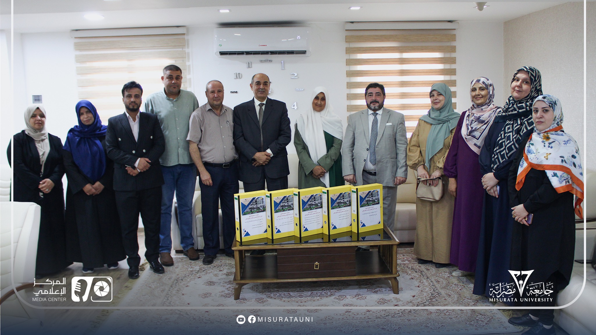 كلية طب وجراحة الفم والأسنان جامعة مصراتة تسلم متطلبات الحصول على الاعتماد المؤسسي