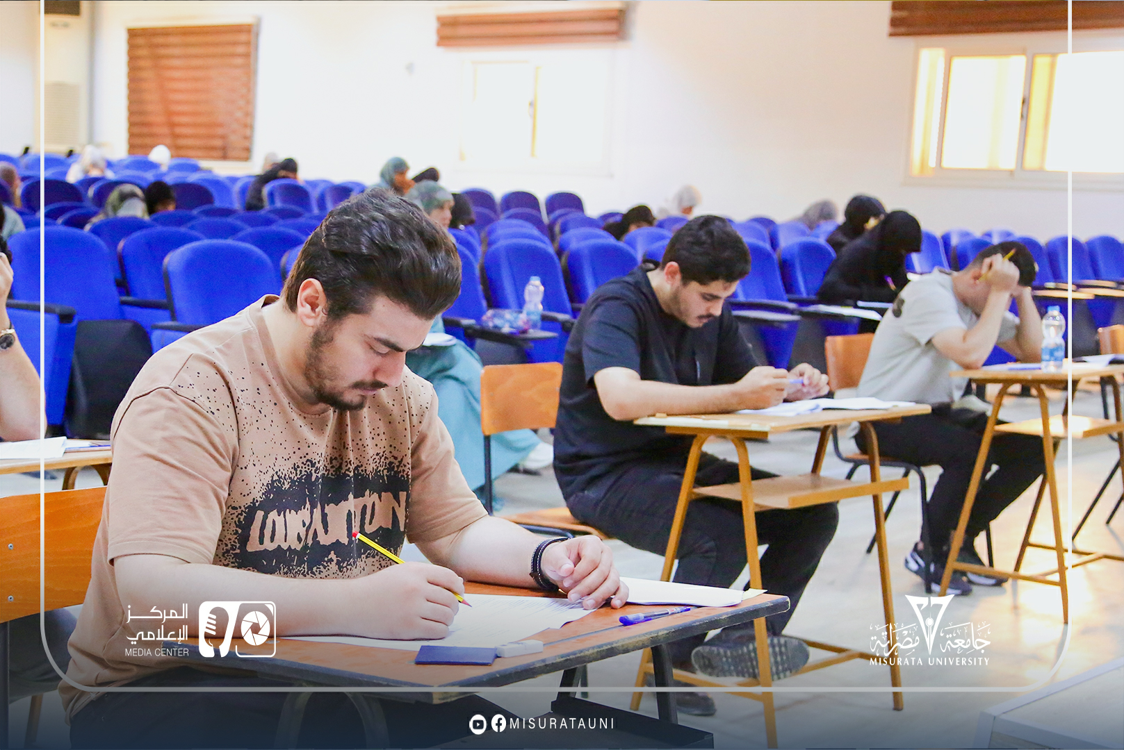 متابعة سير الامتحانات بكلية الطب جامعة مصراتة