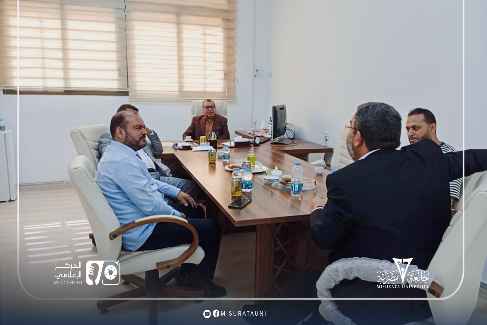 رئاسة جامعة مصراتة تقوم بزيارة ميدانية إلى كلية اللغات والترجمة