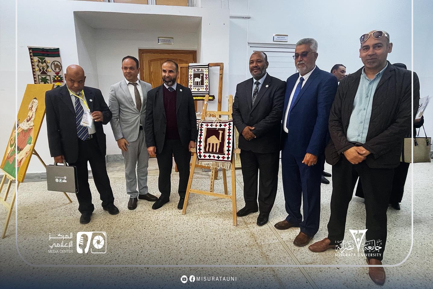 على هامش مؤتمر "ابن بطوطة".. افتتاح معرض فني يجسد الإرث الثقافي والحضاري بكلية التربية