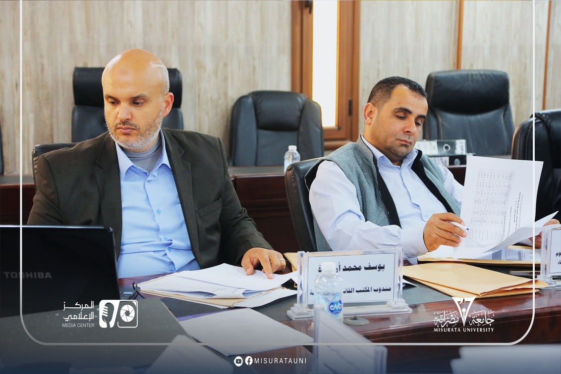 لجنة شؤون أعضاء هيئة التدريس تعقد اجتماعها العادي الثالث عشر