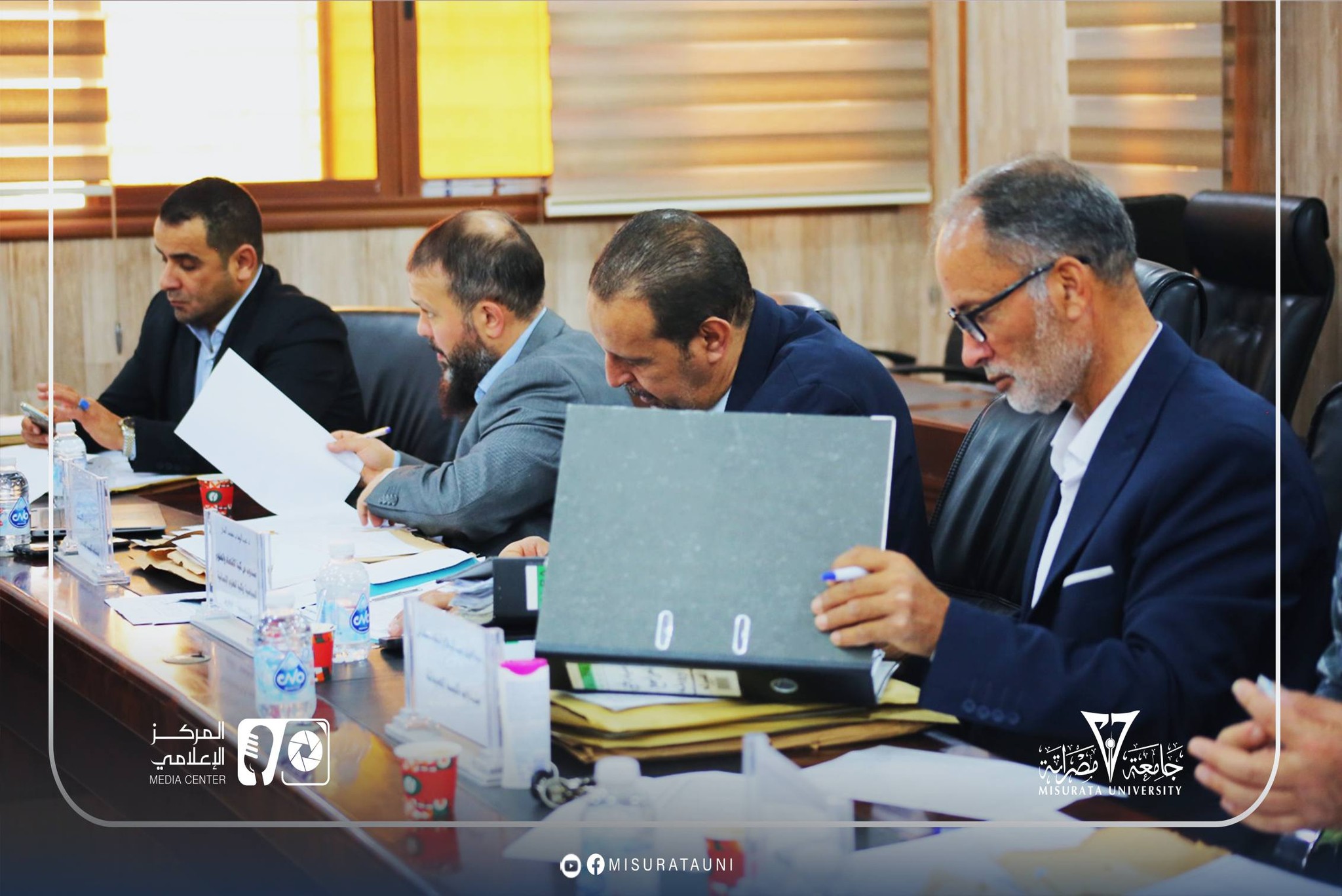 لجنة شؤون أعضاء هيئة التدريس بجامعة مصراتة تعقد اجتماعها العادي الرابع عشر لمناقشة الملفات الأكاديمية والإدارية