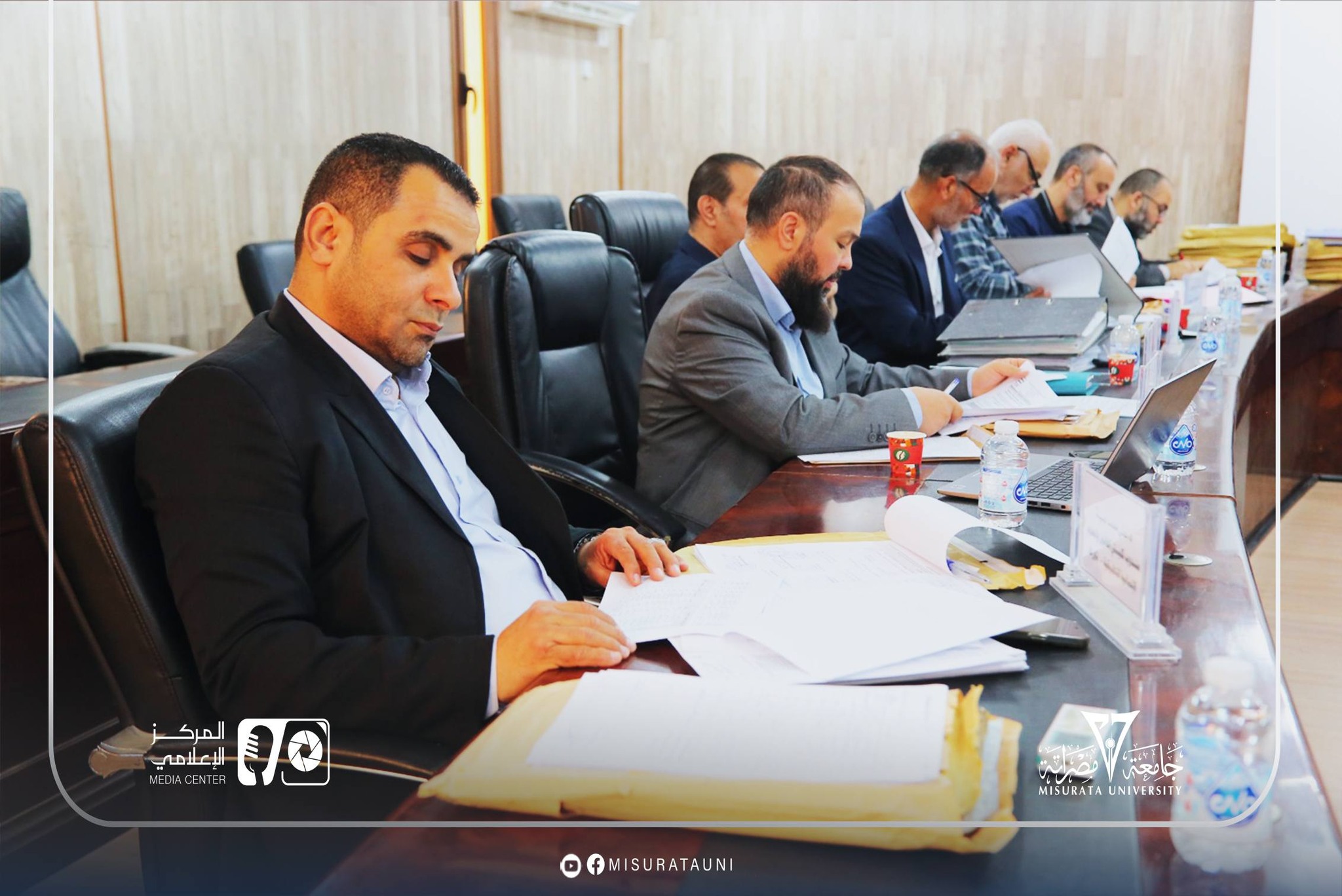 لجنة شؤون أعضاء هيئة التدريس بجامعة مصراتة تعقد اجتماعها العادي الرابع عشر لمناقشة الملفات الأكاديمية والإدارية