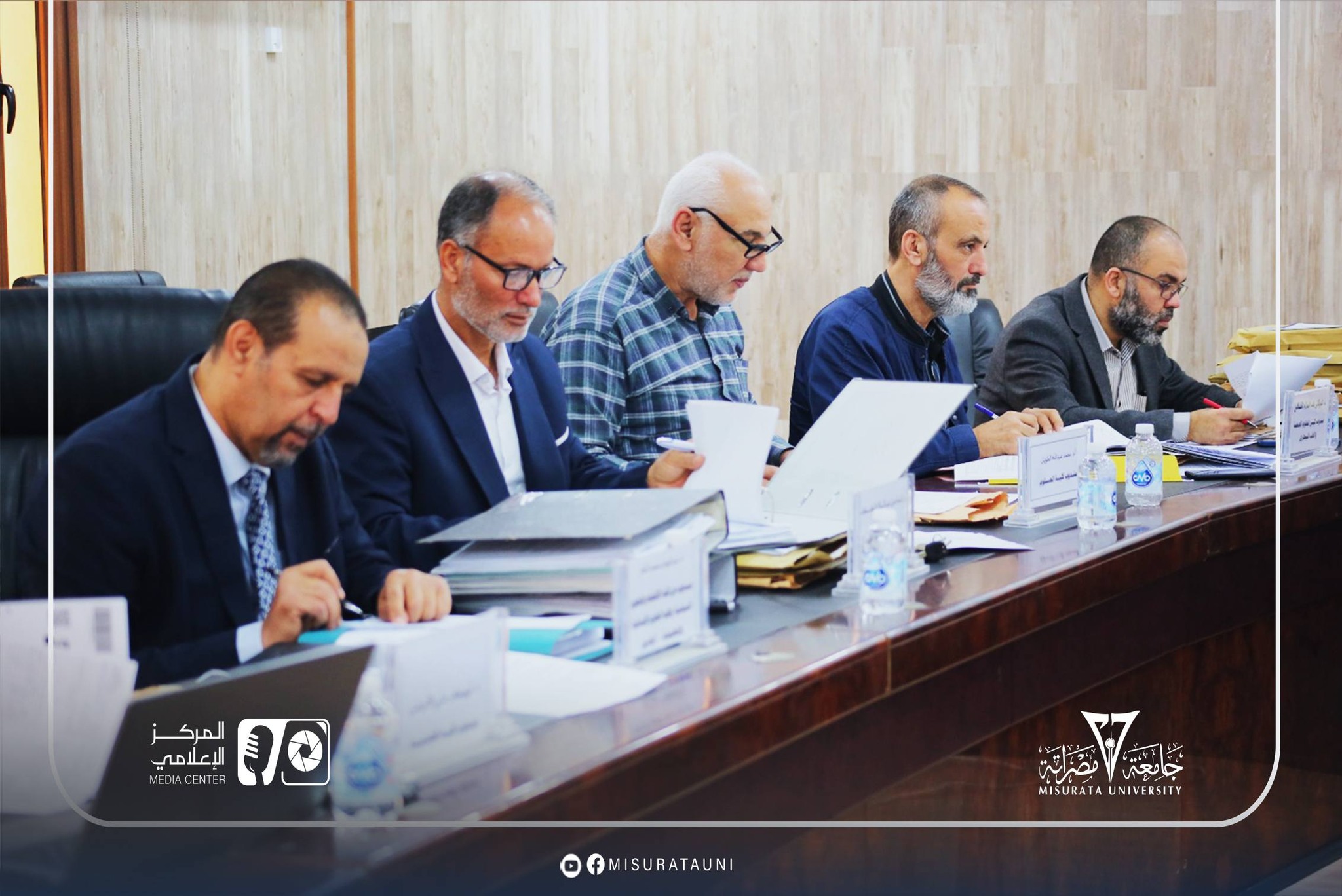 لجنة شؤون أعضاء هيئة التدريس بجامعة مصراتة تعقد اجتماعها العادي الرابع عشر لمناقشة الملفات الأكاديمية والإدارية
