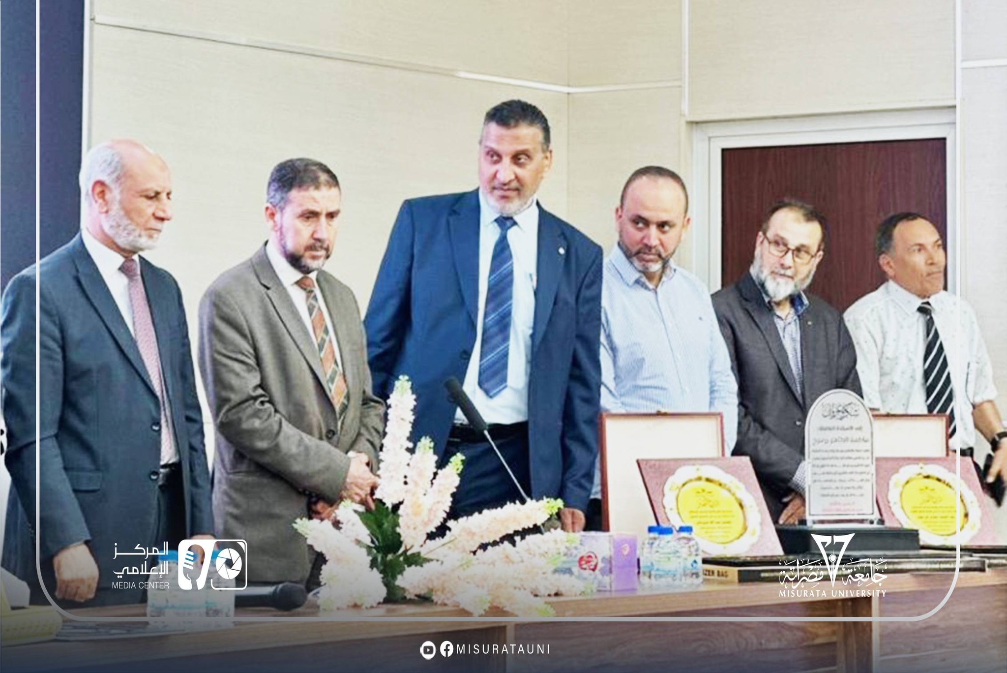كلية الآداب بجامعة مصراتة تكرّم نخبة من أعضاء هيئة التدريس تقديرًا لعطائهم العلمي