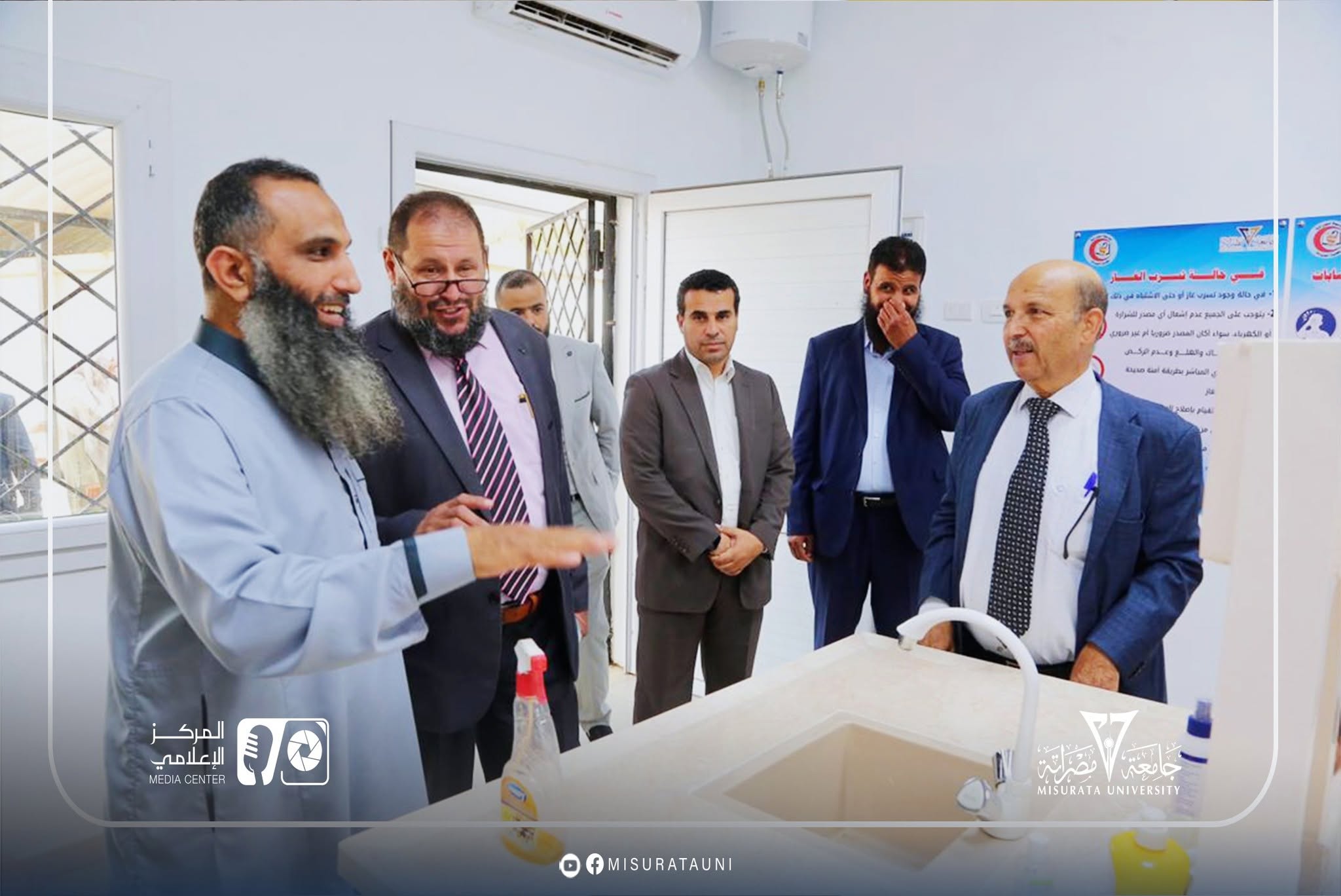 كلية الصيدلة بجامعة مصراتة تستقبل فريق التدقيق من المركز الوطني لضمان جودة واعتماد المؤسسات التعليمية والتدريبية