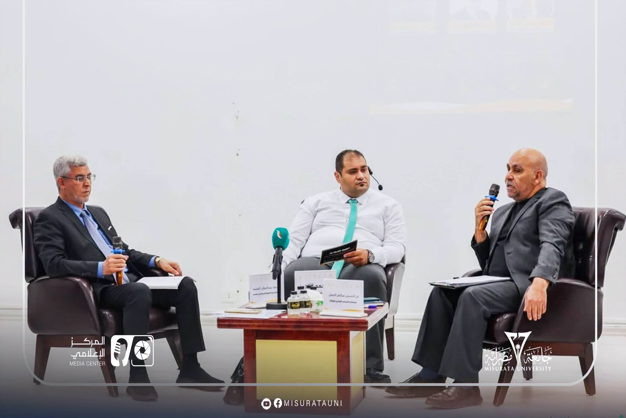 حوارية اقتصادية بكلية الاقتصاد والعلوم السياسية بجامعة مصراتة تناقش تحديات الاقتصاد الليبي وفرص التنمية